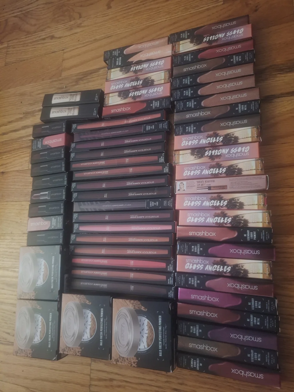 Smashbox Lipstick & Lip Gloss Set in Mixed Nude and Pink Shades - Picture 3 of 4